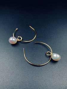 Pearl Earring Round